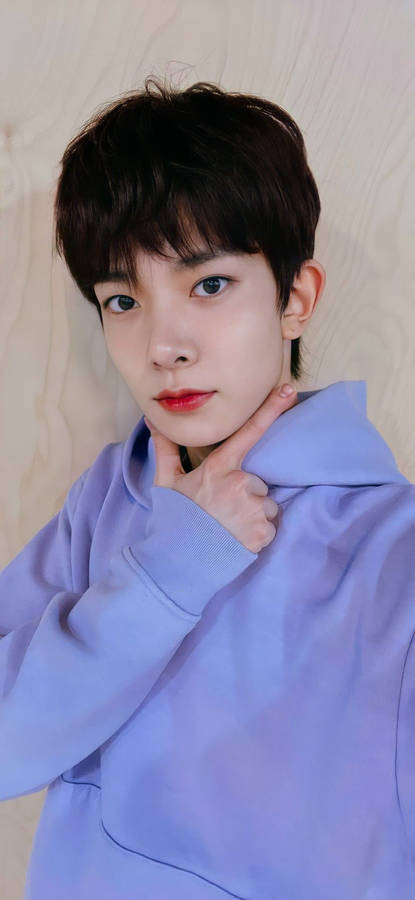 Enhypen Member Heeseung In Blue Hoodie Wallpaper