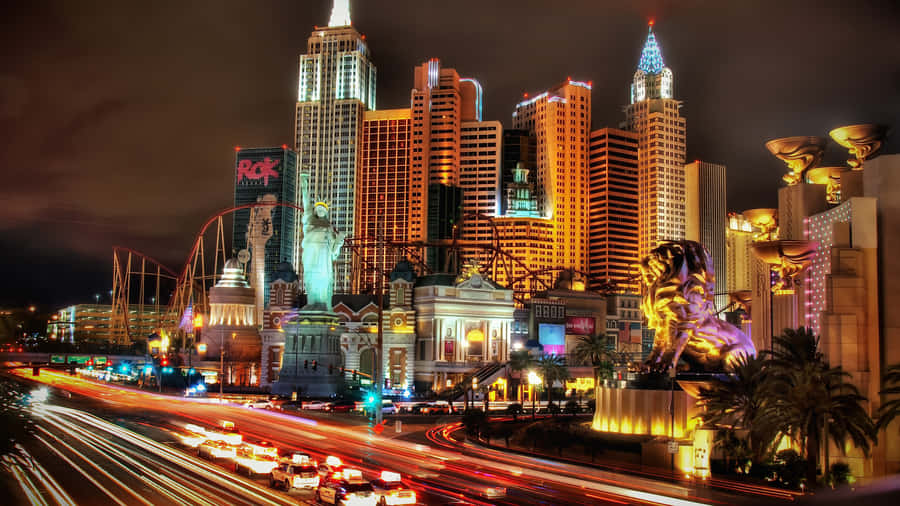 Enjoy The Glamor And Excitement Of Las Vegas Wallpaper
