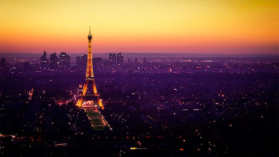 Escape To Paris This Valentine's Day! Wallpaper