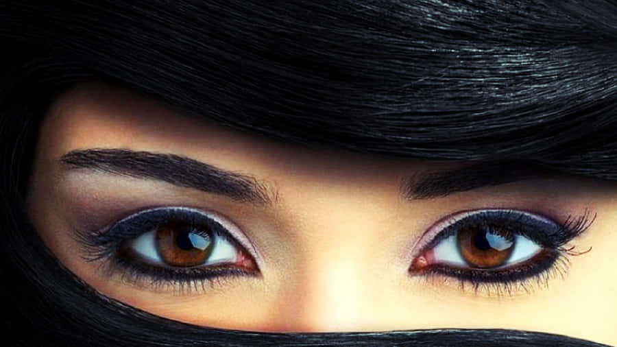 Eyes With Mascara Wallpaper
