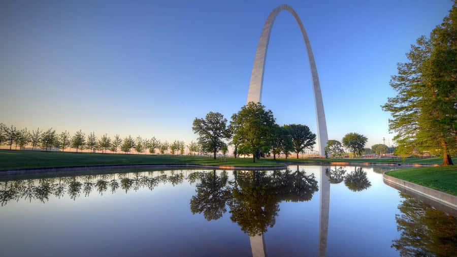 Faded Blue Sky Gateway Arch Wallpaper