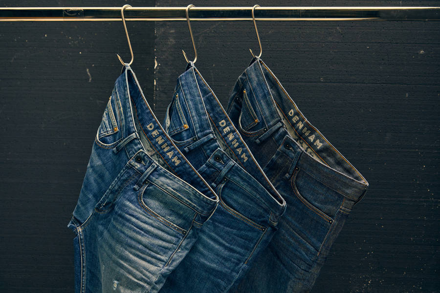 Fashionable Style Denim Jeans Wallpaper