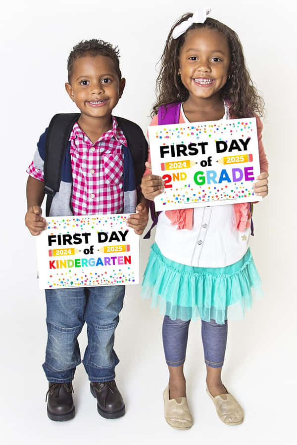First Dayof School Siblings Wallpaper