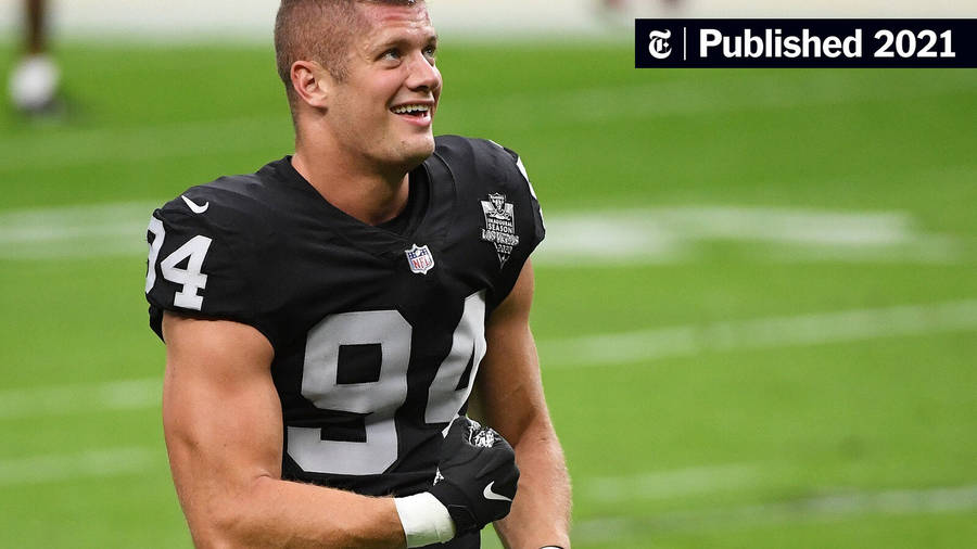 Football Players Hd Carl Nassib Wallpaper