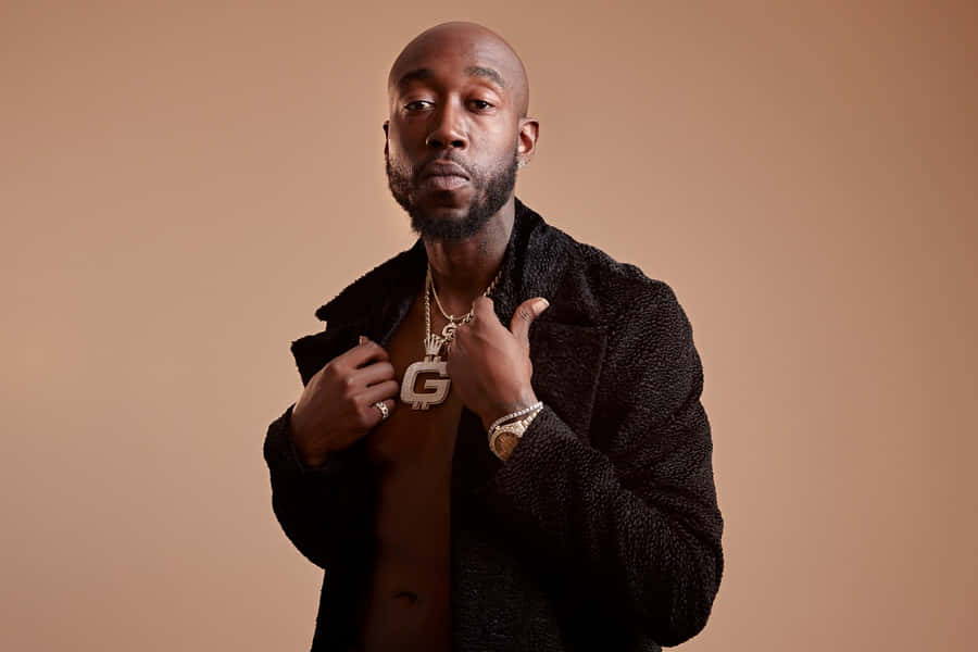 Freddie Gibbs Stylish Pose Wallpaper