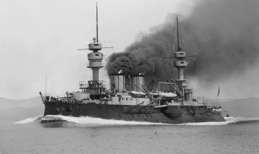 French Polynesia Warship Wallpaper