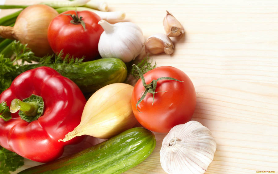 Freshly Harvested Variety Of Vegetables Wallpaper
