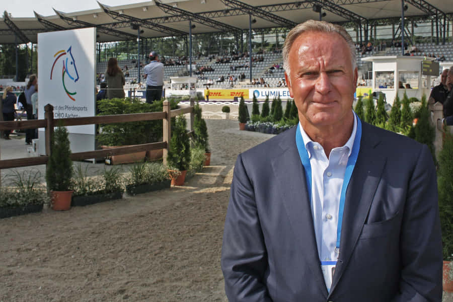 German Football Executive Karl-heinz Rummenigge Chio Aachen 2016 Wallpaper
