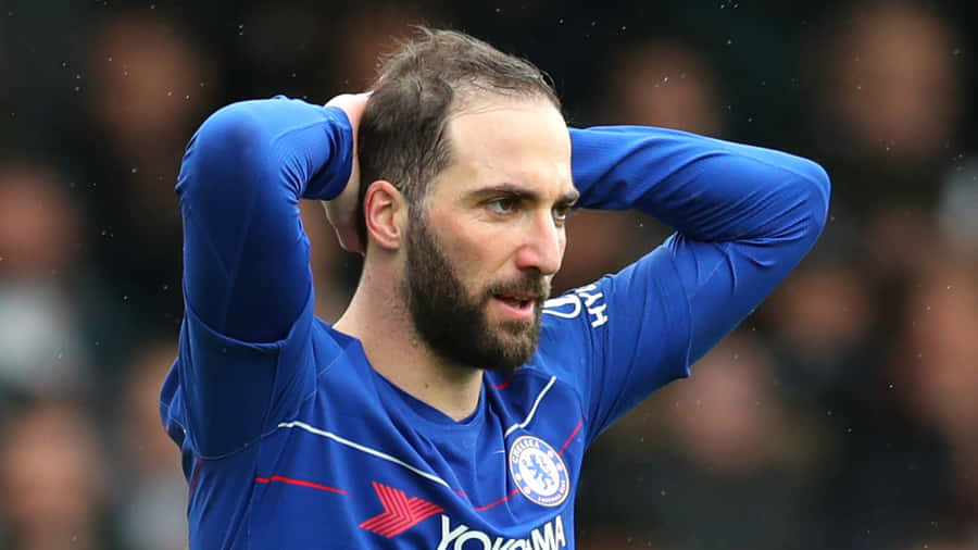 Gonzalo Higuain Chelsea Fc Vs. Fulham Fc Wallpaper