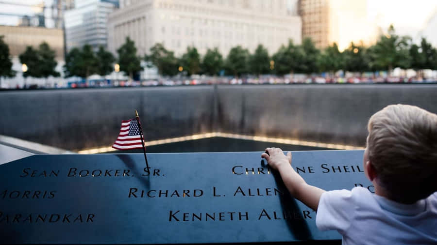 Ground Zero Memorial Childand Flag Wallpaper