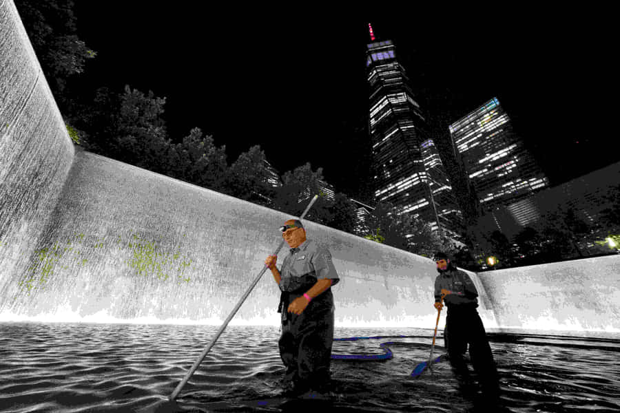 Ground Zero Memorial Cleaning Wallpaper