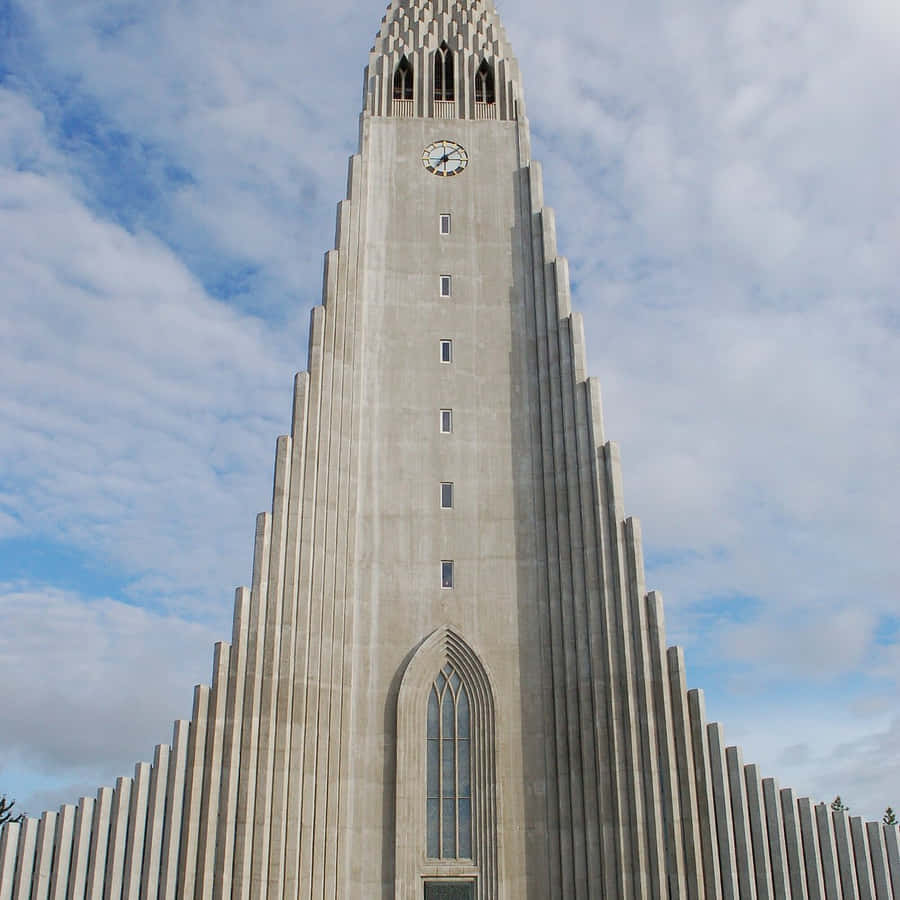 Hallgrimskirkja Central Tower Exterior Wallpaper