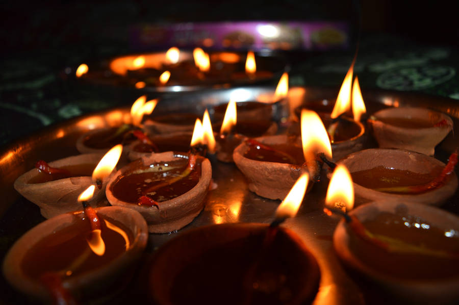 Happy Diwali Oil Lamps Wallpaper