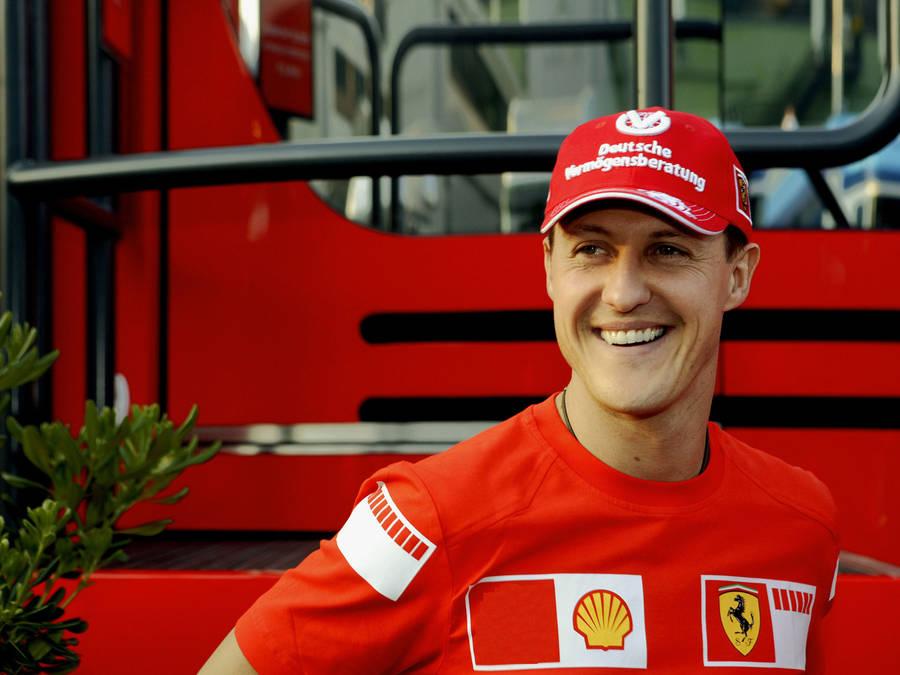 Happy Grinnng Michael Schumacher Wallpaper