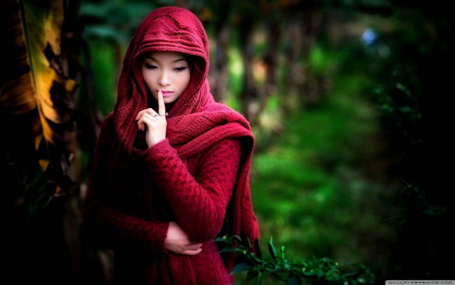 Hd Girl In Hijab Clothing Wallpaper