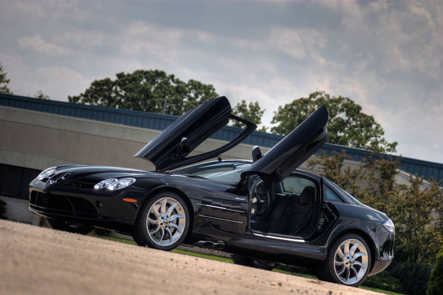 Hd Mercedes With Sleek Body Design Wallpaper