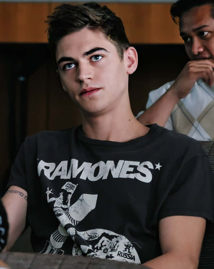 Heartthrob Hardin Scott Wallpaper