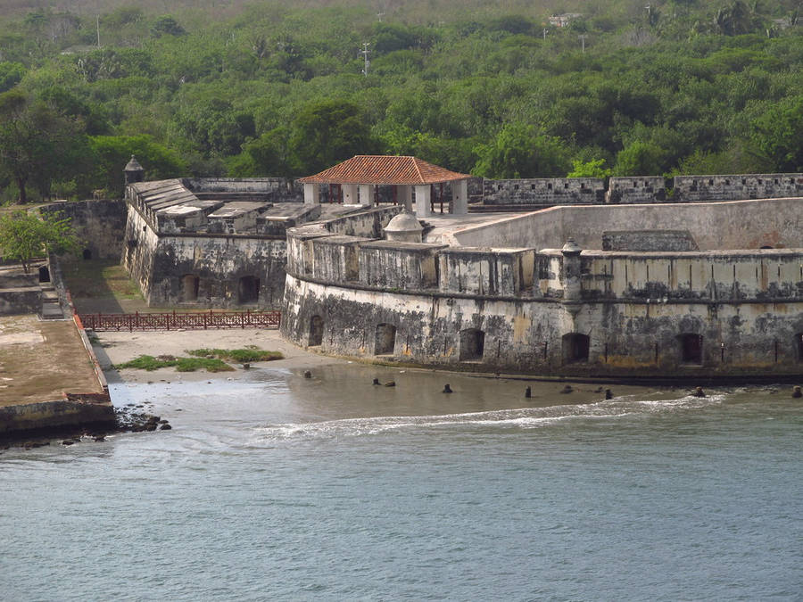 Historical Fortress In Cartagena Colombia Wallpaper