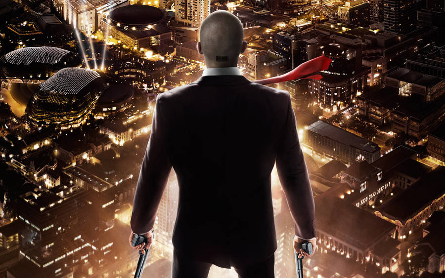 Hitman Hd Nighttime Cityscape Wallpaper