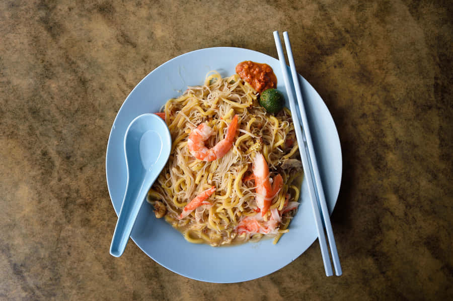 Hokkien Mee With Yellow And Thin Noodles Wallpaper