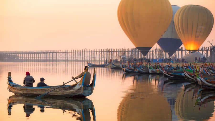 Huge Hot Air Balloons At U Bein Bridge, South Of Mandalay Wallpaper