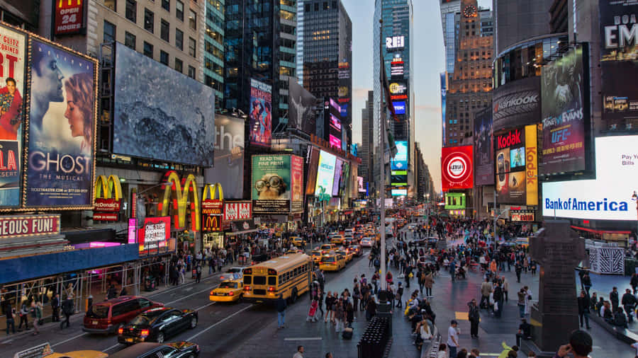 Illuminated Times Square In New York City Wallpaper