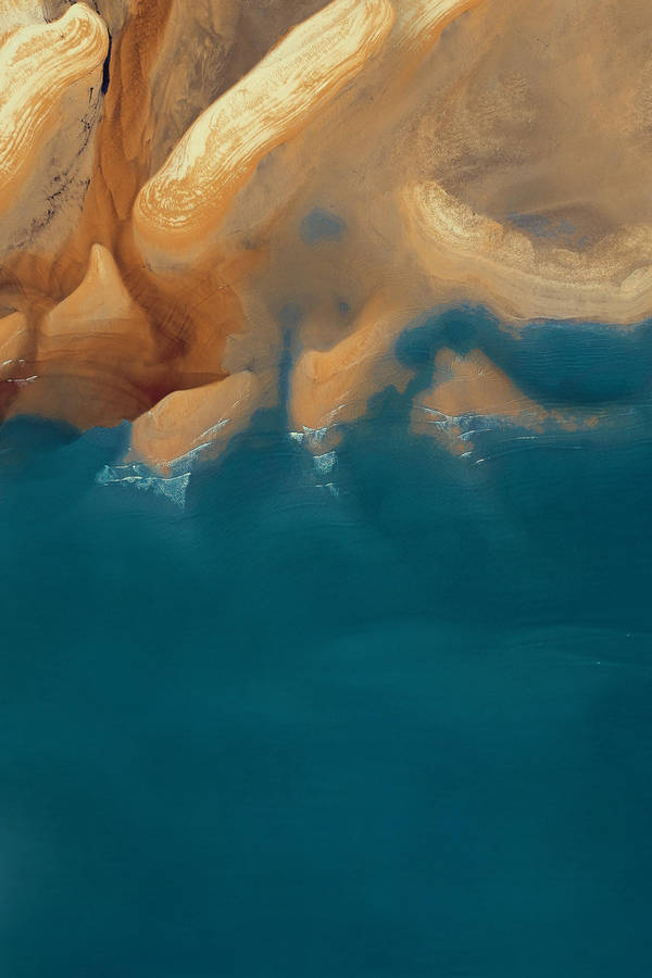 Iphone 13 Sand Dunes Wallpaper