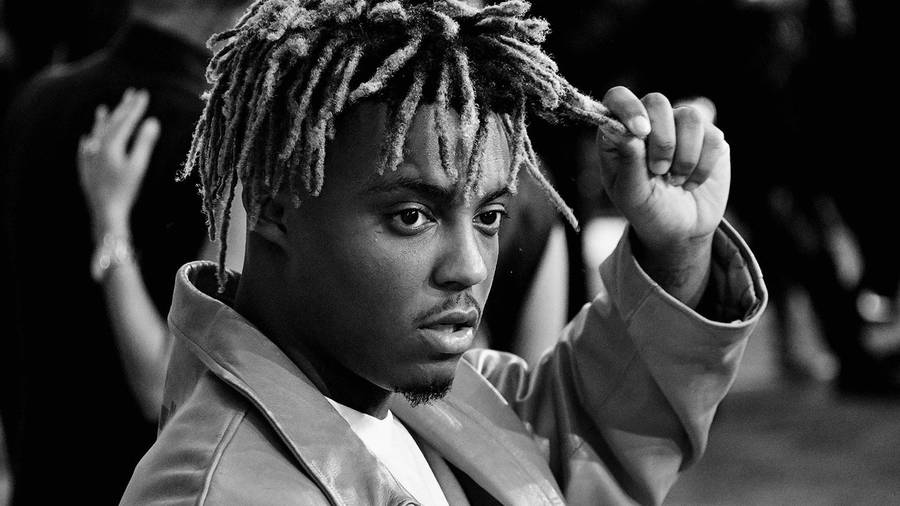 Juice Wrld Desktop Touches Hair Wallpaper