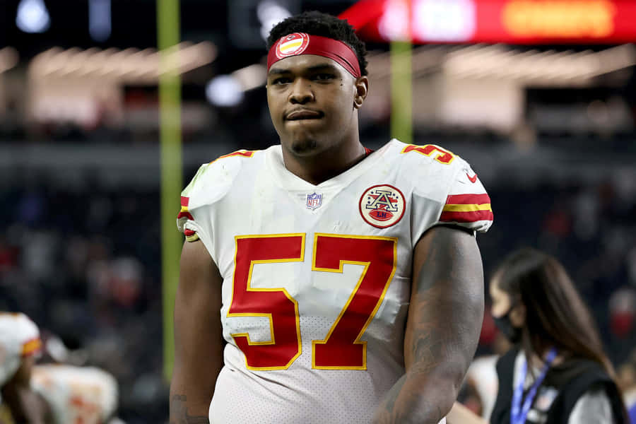 Kansas City Chiefs Orlando Brown Jr. Nfl Player Wallpaper