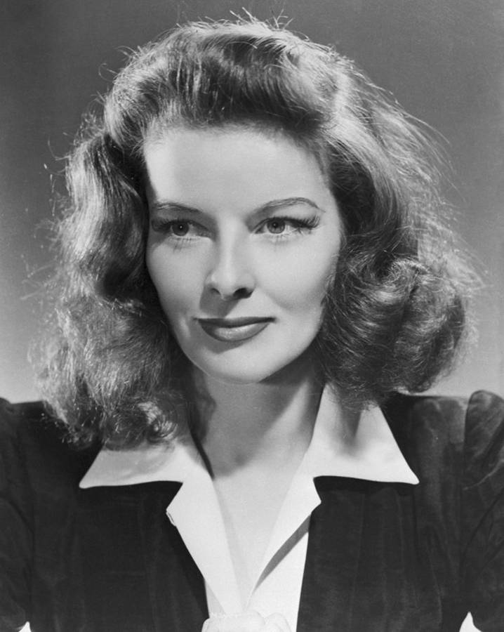 Katharine Hepburn With A Coarse Hair Wallpaper