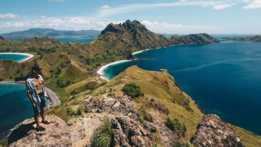 Komodo Island National Park Indonesia Wallpaper
