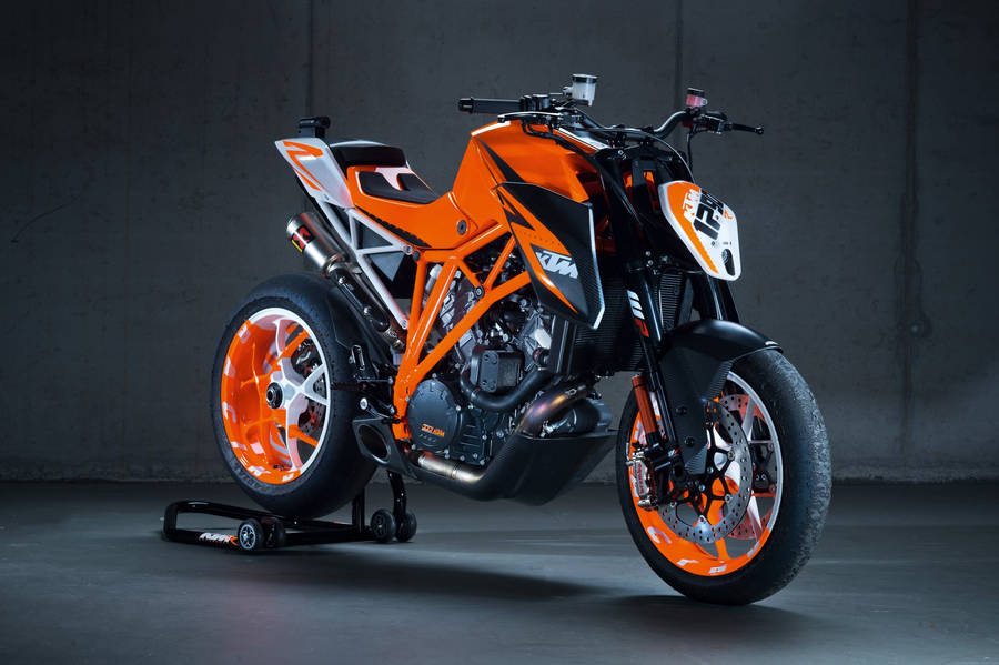 Ktm Duke 200 Black Background Wallpaper