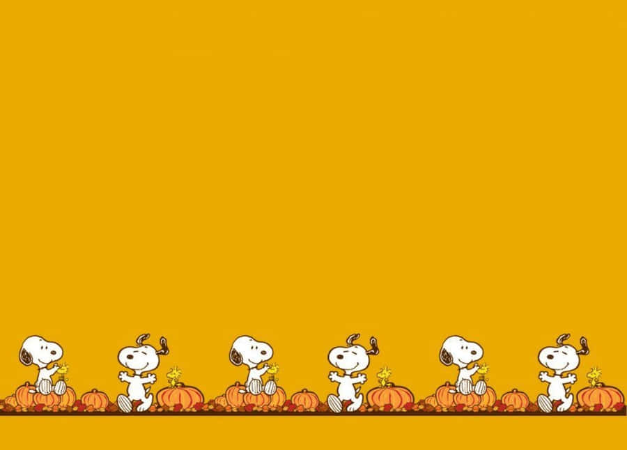 Let's Celebrate Thanksgiving With Snoopy! Wallpaper