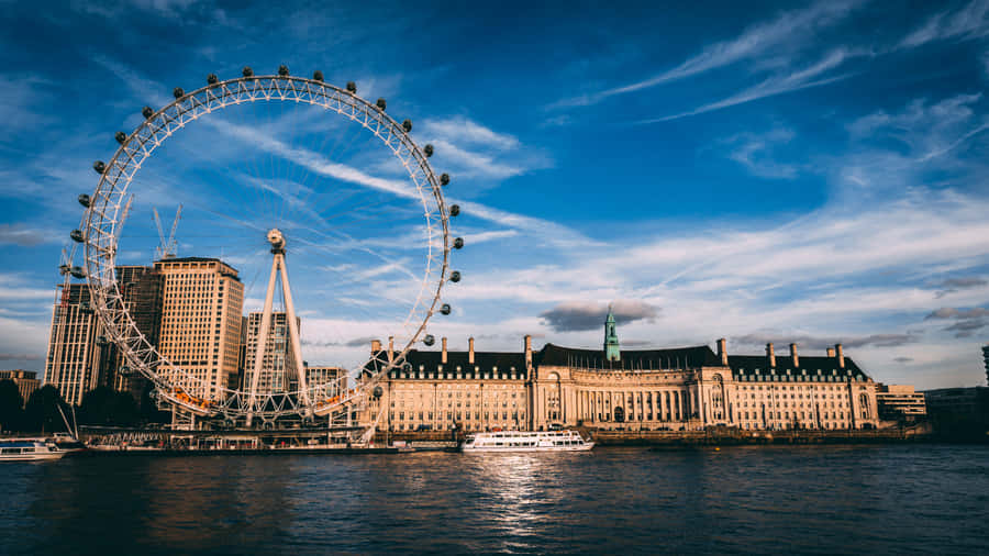 London Eye And The County Hall Wallpaper