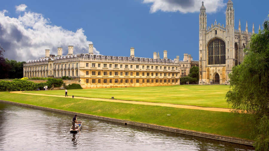 Long Shot Cambridge University River Wallpaper