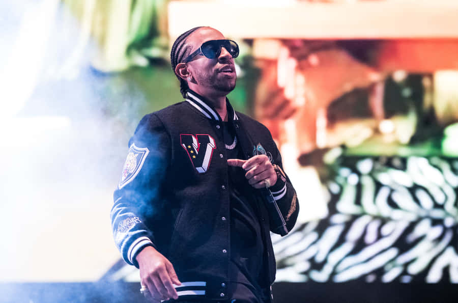 Ludacris Performingon Stage Wallpaper