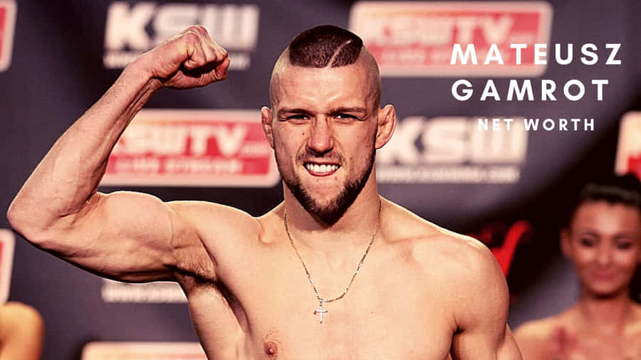 Mateusz Gamrot Flexing Muscles Wallpaper