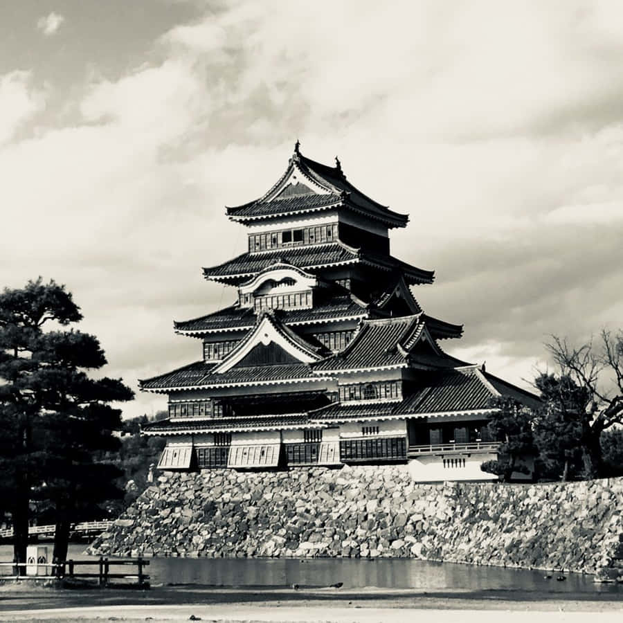 Matsumoto Castle Blackand White Wallpaper