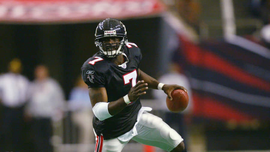 Michael Vick Enjoying Life After A Successful Career In The Nfl. Wallpaper
