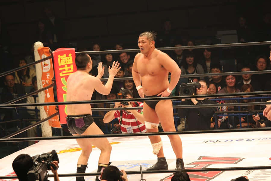 Minoru Suzuki Wrestling Match Standoff Wallpaper