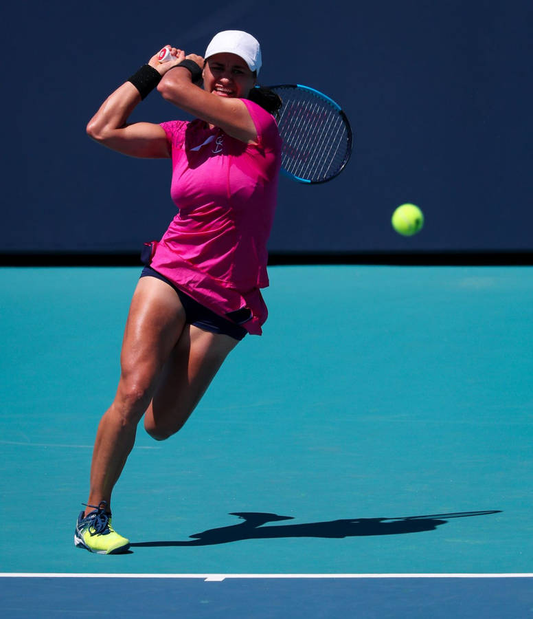 Monica Niculescu Running After Ball Wallpaper