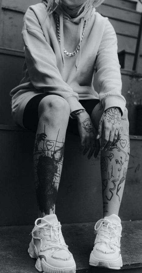 Monochrome Hd Tattoo On Legs Wallpaper