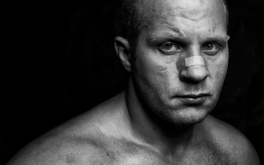 Monochrome Mixed Martial Artist Fedor Emelianenko Wallpaper