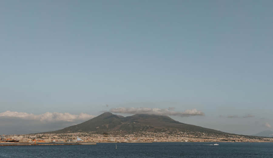 Mount Vesuvio Beautiful Landscape Italy Wallpaper
