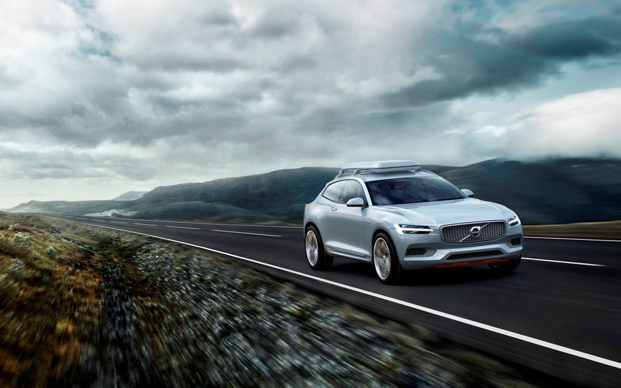 Moving Volvo Car Wallpaper