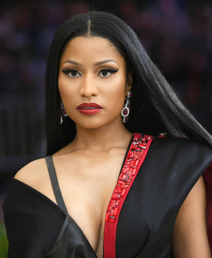 Nicki Minaj Long Black Hair Wallpaper