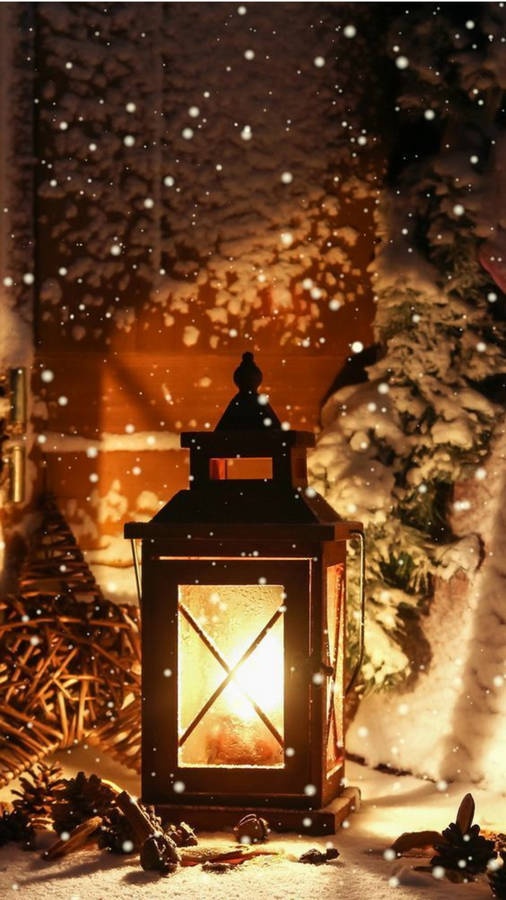 Outdoor Lamp Cozy Winter Night Wallpaper