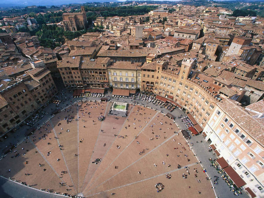 Piazza Del Campo In Siena Wallpaper