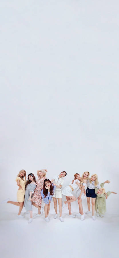 Popular Phone Twice Members Wallpaper