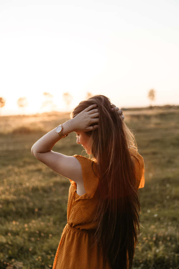 Pretty Teen Girl In Sunset Wallpaper